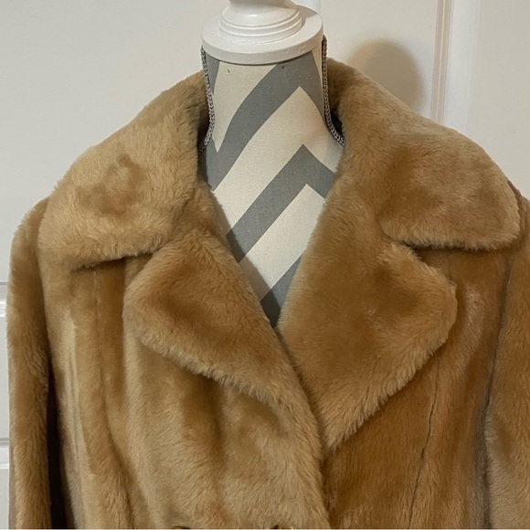 Vintage Tan Size 16 Faux Fur Jacket - Picture 2 of 12